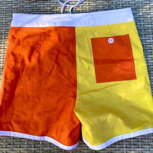 Size 30 waist Hammies board shorts and matching size L swim top - Picture 2 of 10